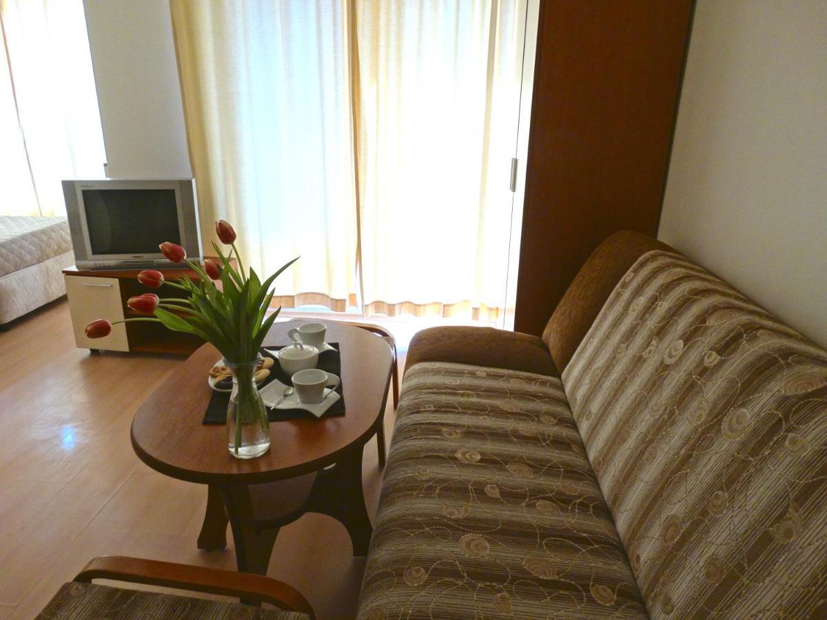 סאני ביץ' Rainbow 2 Holiday Complex מראה חיצוני תמונה